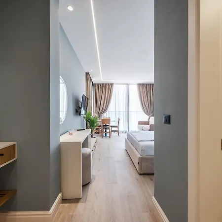 Sun Apartment